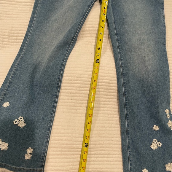 Women's Blue Boot Cut Jeans with Floral Embroidery (size 16) - Picture 9 of 12